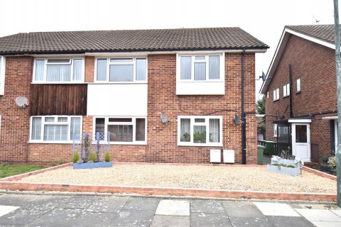 View Full Details for Thwaite Close, Erith